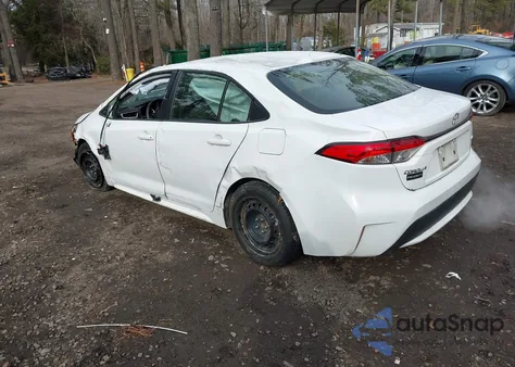 2022 Toyota Corolla Le z USA, uszkodzony, nr VIN JTDEPMAEXN3031006